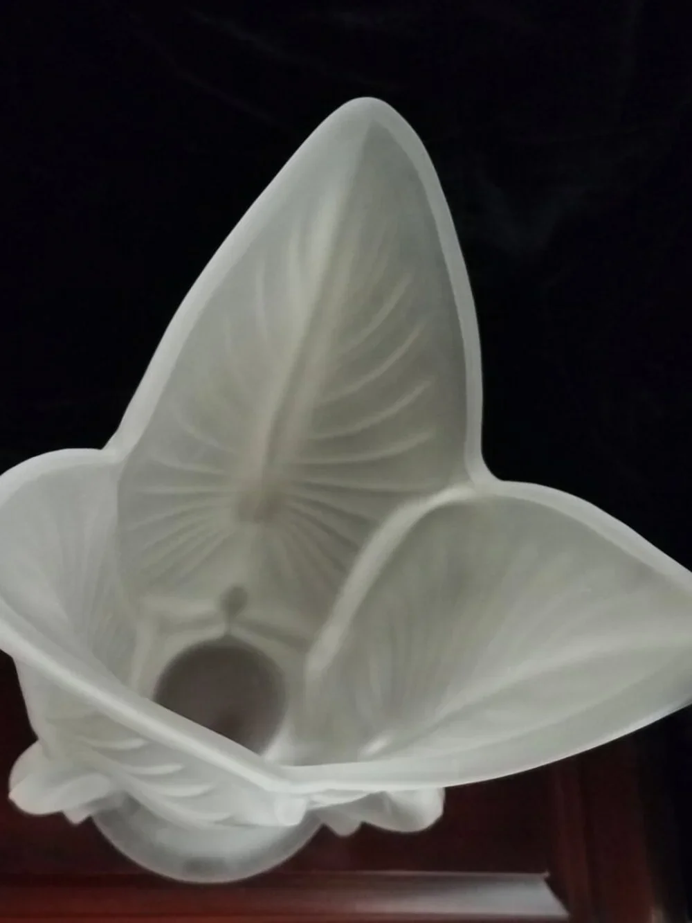 Vintage Barolac Czech Art Deco 1930s Frosted Glass Water Lily Tulip Leaf Vase